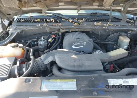 2001 Chevrolet Suburban 1500 Lt from USA, damaged, VIN 3GNFK16T71G266292